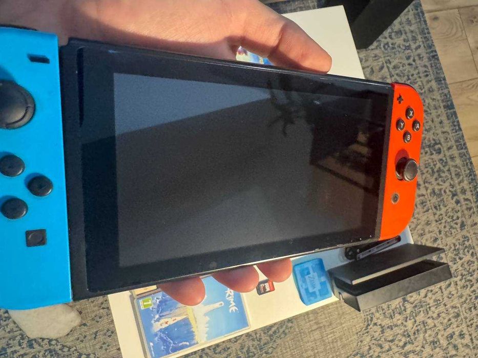 Konsola Nintendo Switch + 10 gier! + dodatkowe Joy-Cony + microSD 64GB