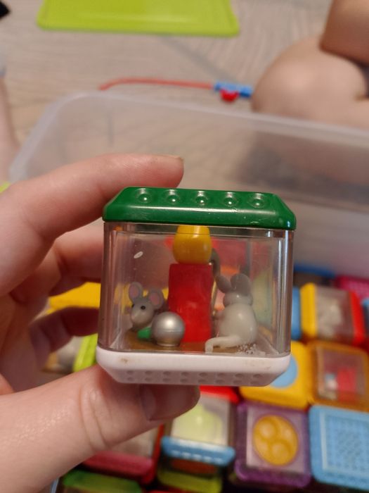 Продам сенсорні кубики від фірми Fisher Price