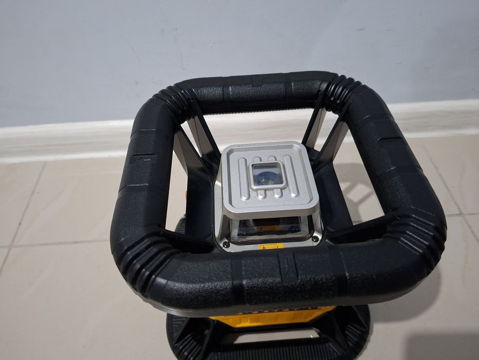 Рівень лазерний ротаційний DeWALT DCE079D1G