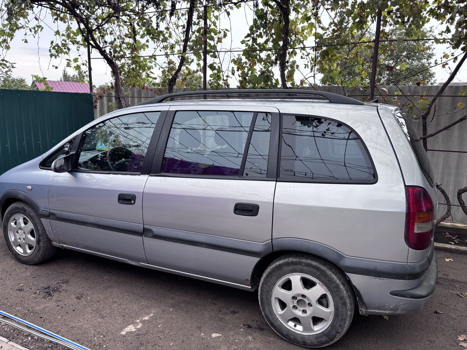Opel Zafira дізель