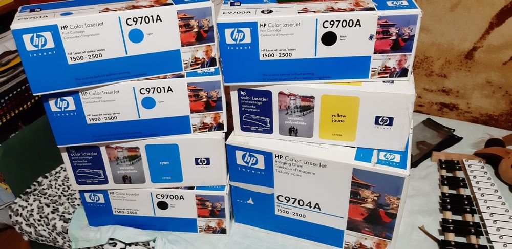 HP 1500 lub 2500 tonery i bęben oryginalne