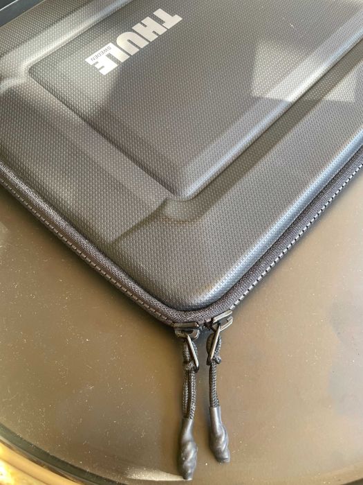 Thule Gauntlet 13" MacBook Pro Sleeve (Gray)