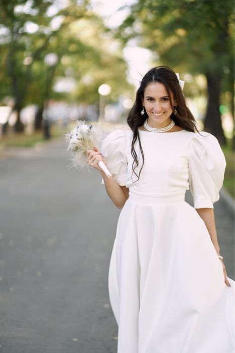 Сукня весільна, на випускний, святкова, біла, міді