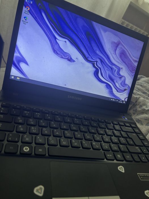 Ноутбук Samsung np300v3a intel i3 nvidia gt520