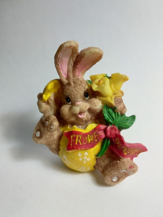 Заяц пасхальный кролик сувенир подарок фигурка Bugs Bunny
