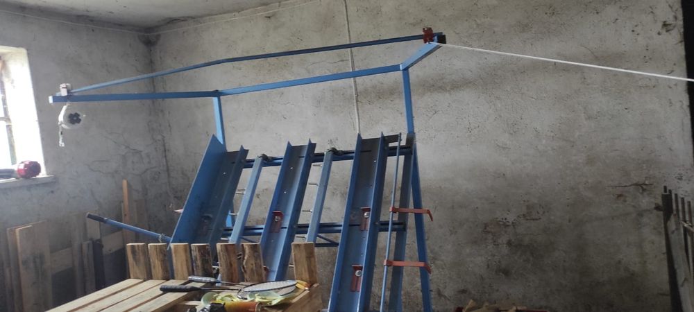 Stół do zbijania palet