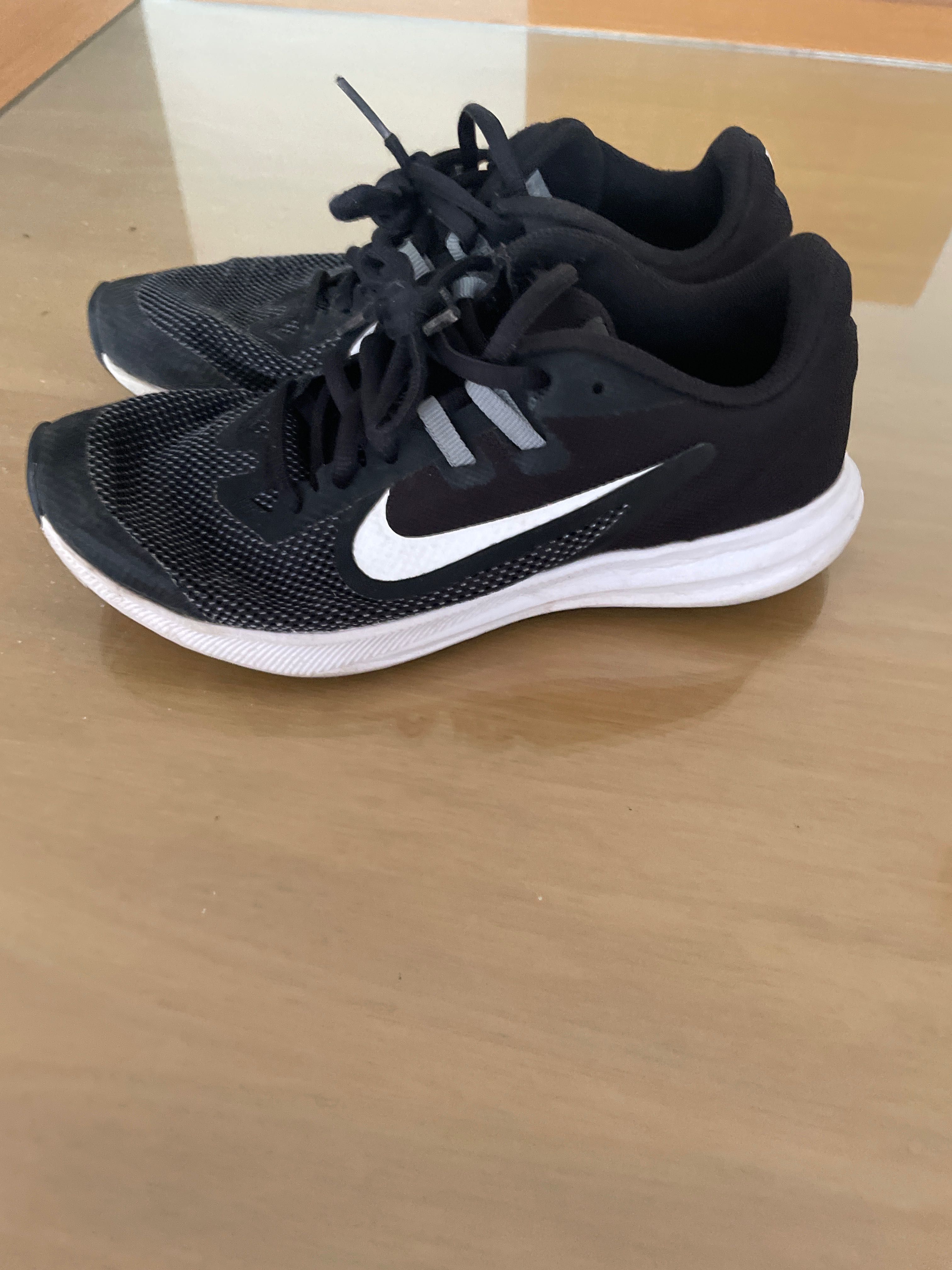 Conjunto nike senhora Lordelo • OLX Portugal