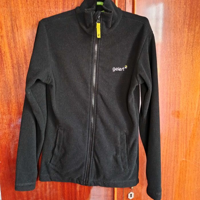 Кофта флісова чорного кольору стан ідеальний