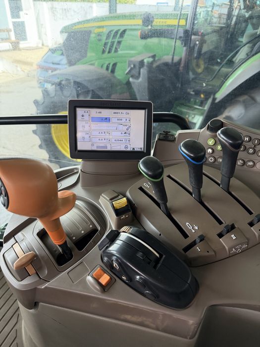 John deere 6125R