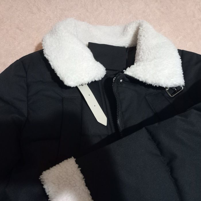 Жіноча куртка розмір М