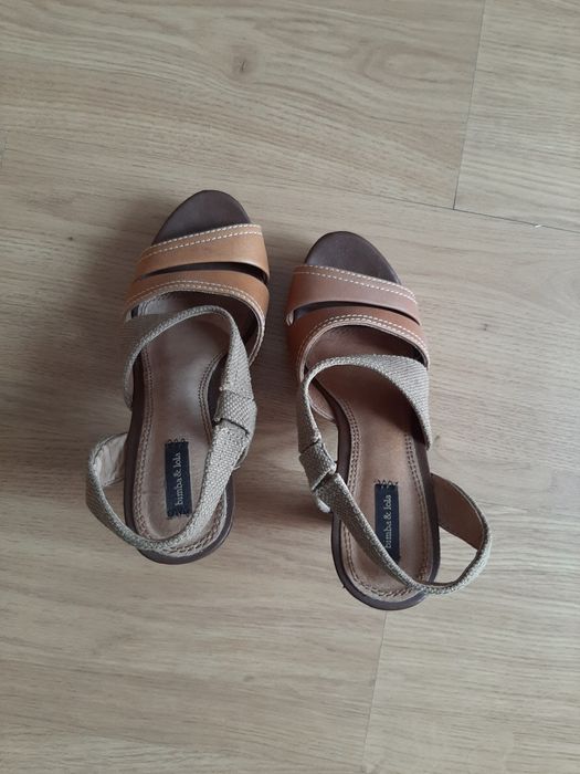 Sandálias Bimba y Lola tamanho 37
