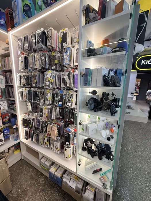 Продам готовий бізнес магазин мобільних аксесуарів