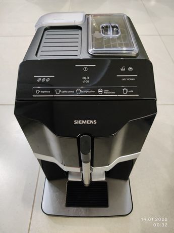 Siemens s100 кофемашина. Кофемашина Siemens EQ.3 s100. Резервуар для воды кофемашина Siemens EQ 3 s100. Поплавок для кофемашины Siemens EQ.3. Обозначения на кофеварке Сименс.