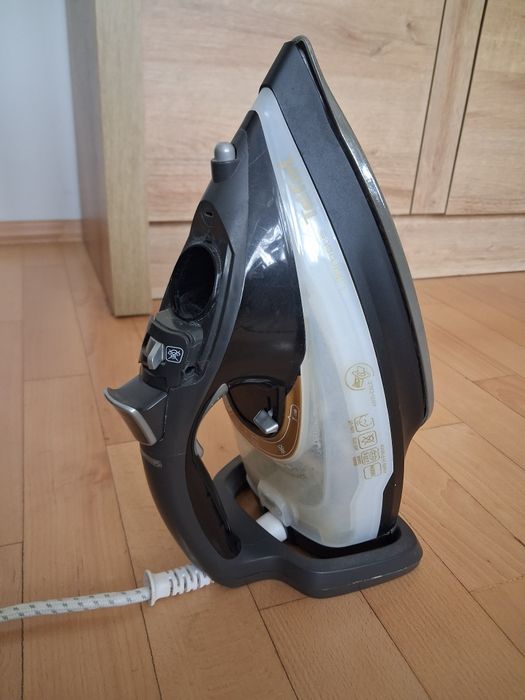 Żelazko TEFAL Ultimate FV9747