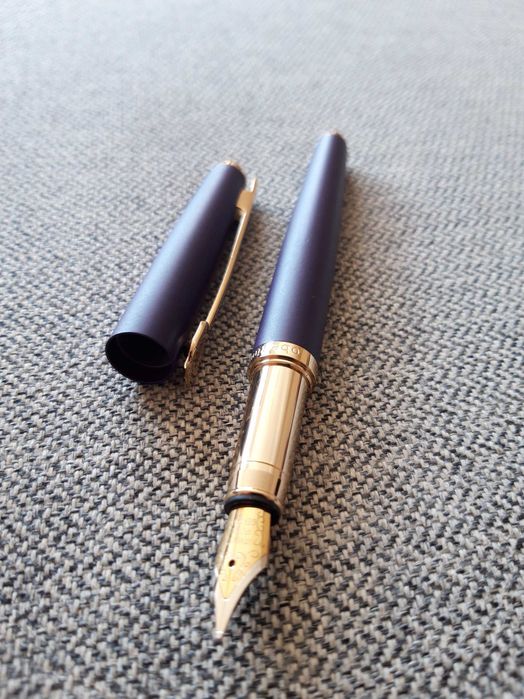 Caneta de tinta permanente "Oberthur"