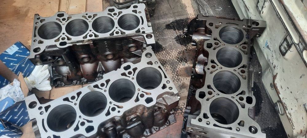 Blok silnik wal slupek tlok glowica ducato iveco 2.3 euro 4 euro5 euro