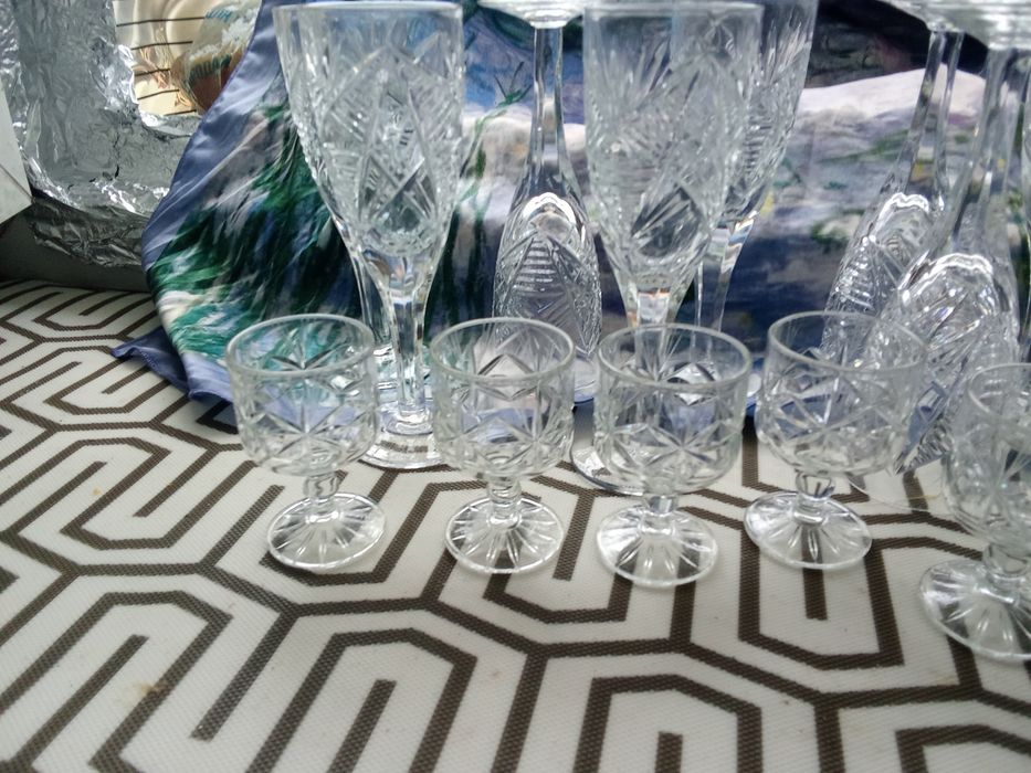 Шедевр и дешево.Фужери. Богемия ГДР.Свадебние 0.5 л;0.4л;0.3л;0.2л.Хру