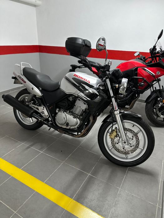 CB 500 Impecável