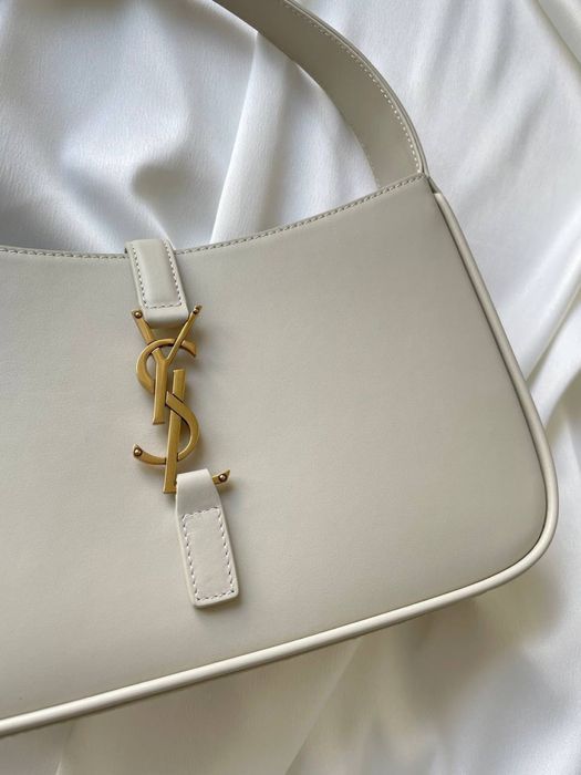 Сумочка Yves Saint Laurent оригинал YSL hobo б/у , Сен лоран
