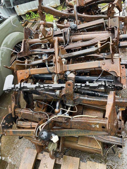 Фаркоп Nissan Navara D40 Pathfinder R51 05-14р