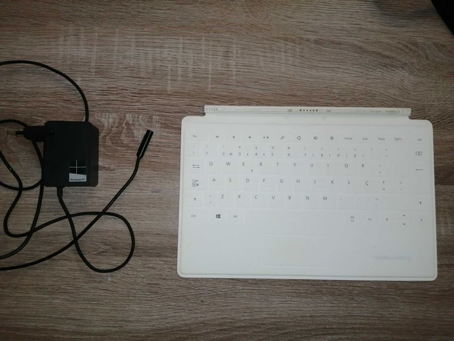 Microsoft  Surface RT 64 GB