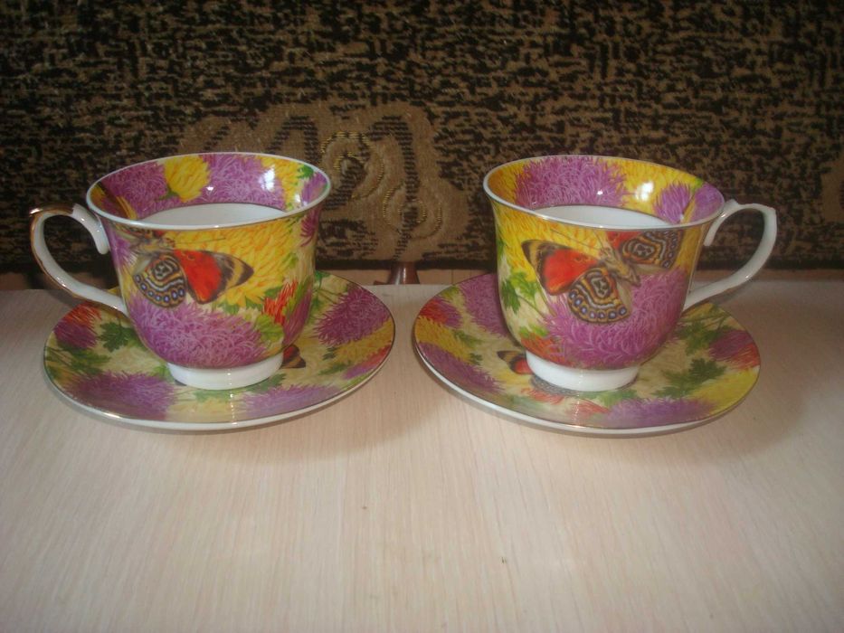 Чашки с блюдцами 2шт Creative Ceramics