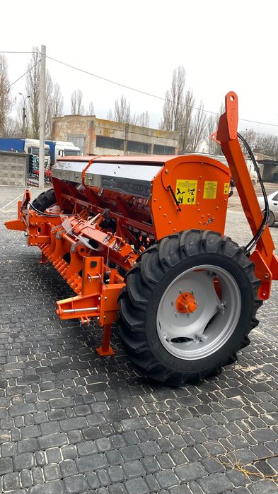 Сівалка зернотукова СЗФ 4000v варіаторна СЗ 4 Сеялка зерновая Фаворит