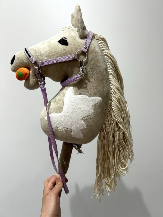 Konik hobbyhors z akcesoriami