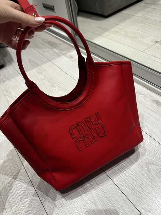 Czerwona torebka shopperka premium skorzana miu miu