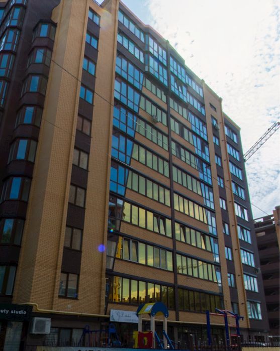 Гараж (оренда) в ЖК Брістоль