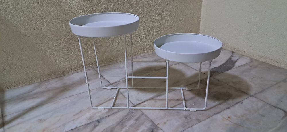 FLOREIRA Ikea de Chão branca