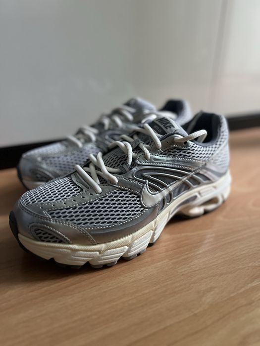 Nike air max moto 2k - 26,5 см
