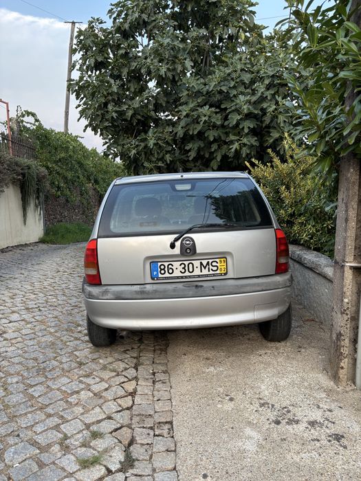 Opel Corsa B 1.0 12V
