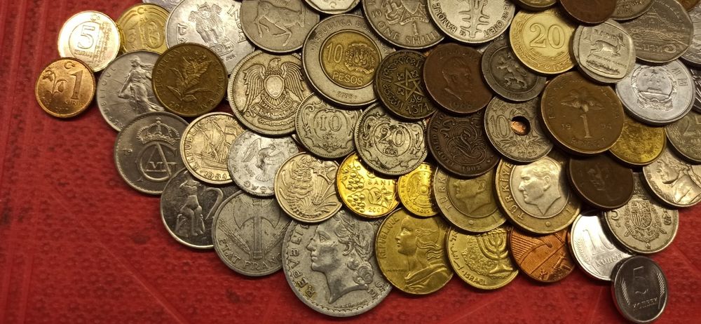 Набор 110шт монет світу без повторів, без Росії та СССР.