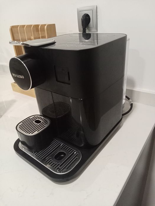 DeLonghi Gran Lattissima Sophisticated Darks