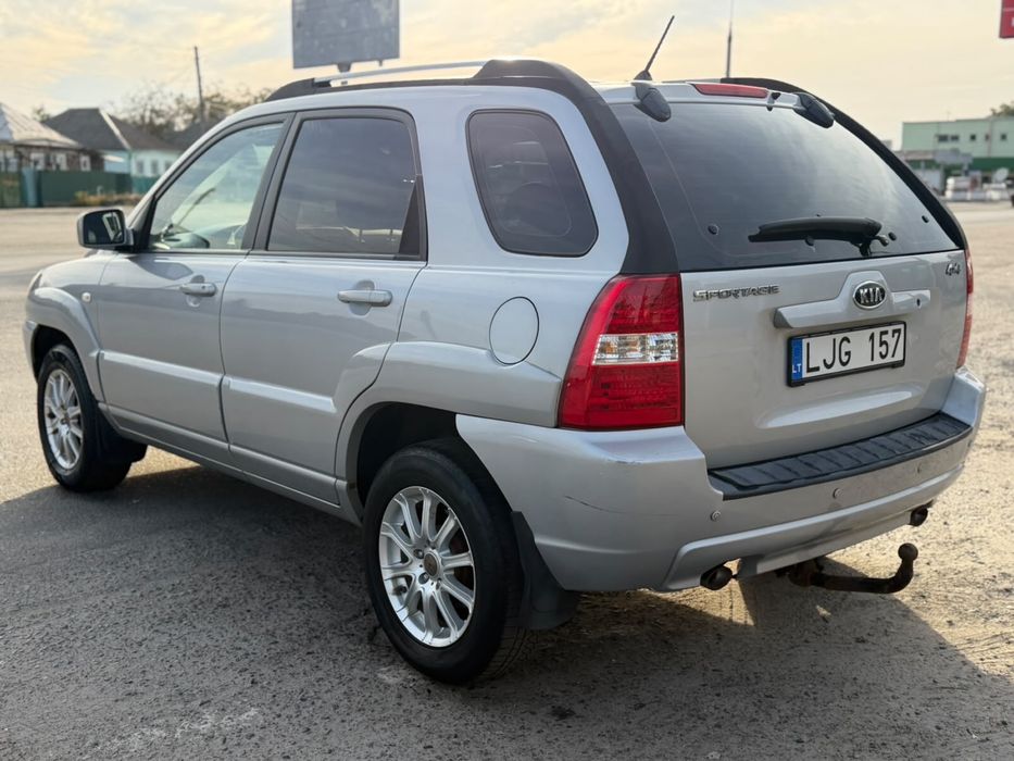 Продам Kia Sportage 4x4