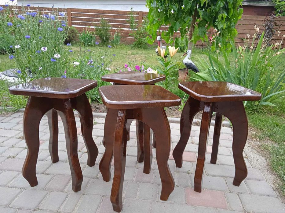 Продам табурет дерев'яний