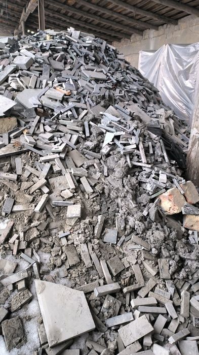 Відам даром бій гранітний.