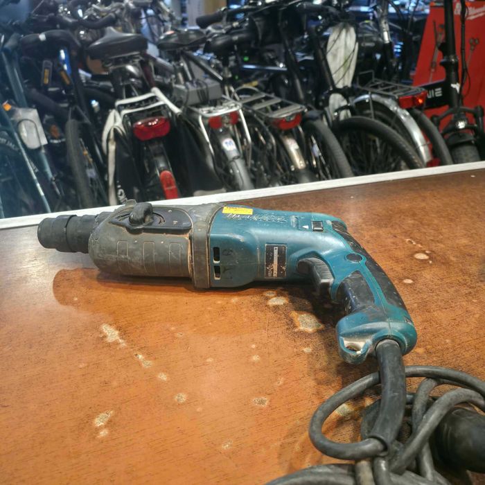 Młotowiertarka Makita HR2470