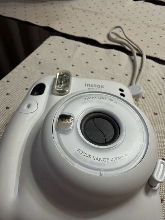 Instax mini 11 білий