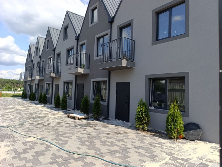 Краща  пропозиції!!Продаж 3-поверхового Таунхауса, с. Білогородка

Про