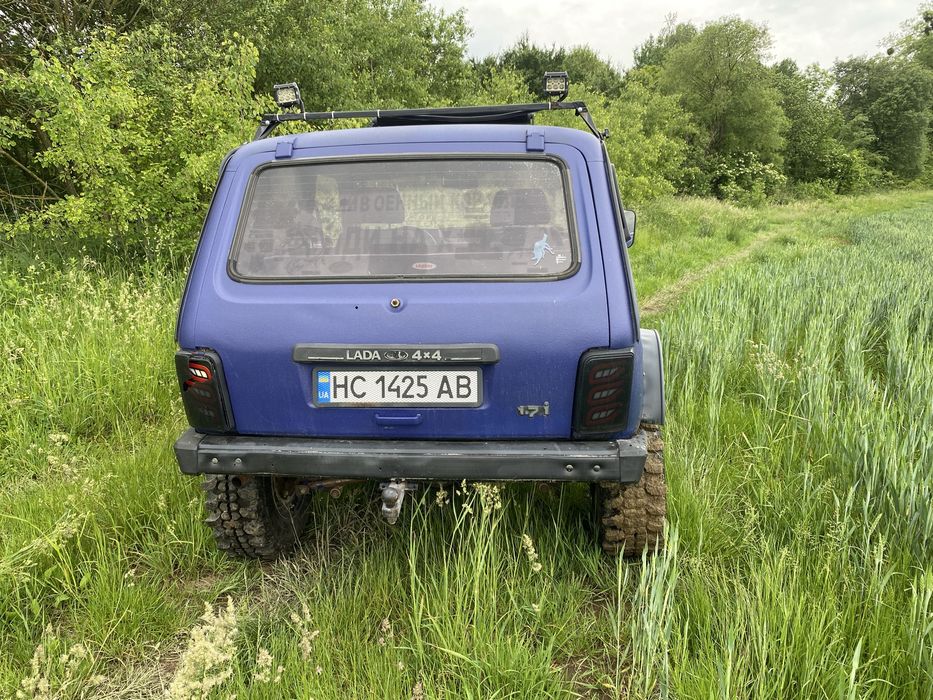 Продам  ниву для офроуду