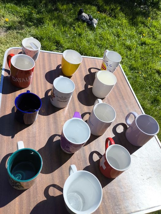 Zestaw kubków 12 szt.