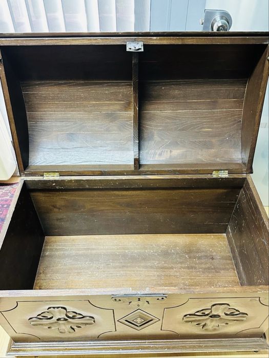 Arca/Baú em madeira carvalho