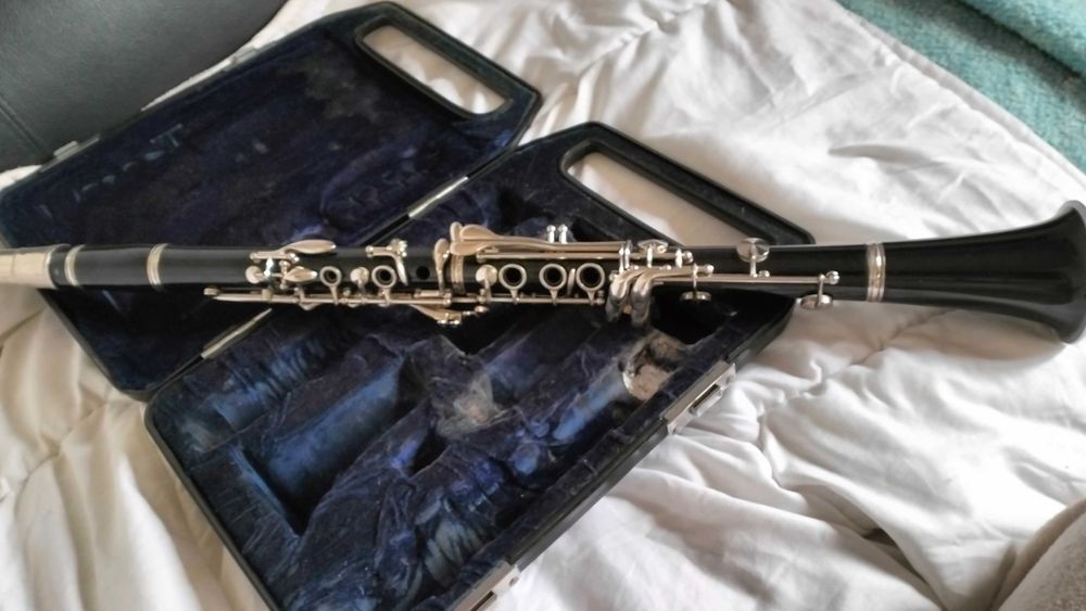 Clarinete Yamaha YCL 24