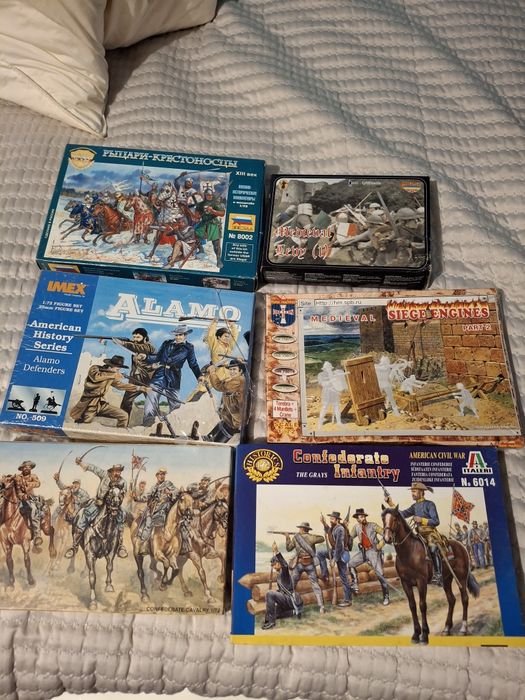 Vintage Soldier Model Boxes, New