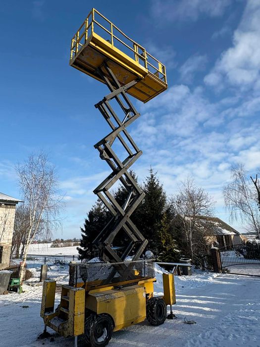 Podnośnik nożycowy Genie GS-3268