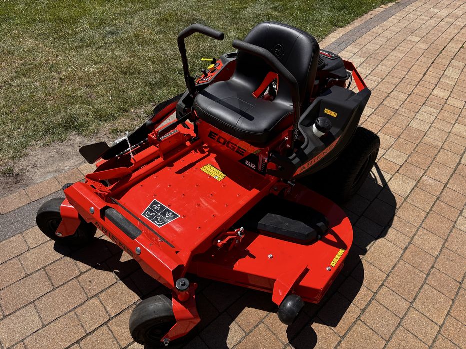 ARIENS EDGE 52 Kawasaki 21.5KM v-twin traktorek kosiarka USA zero turn