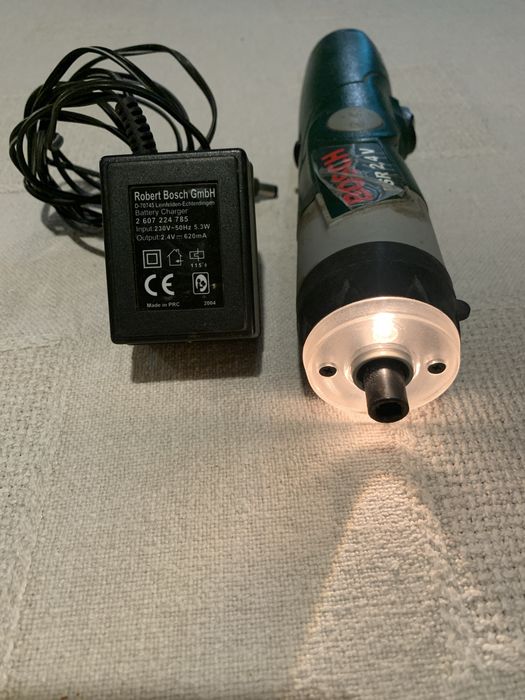 Aparafusadora Bosch Pequena 2.4V