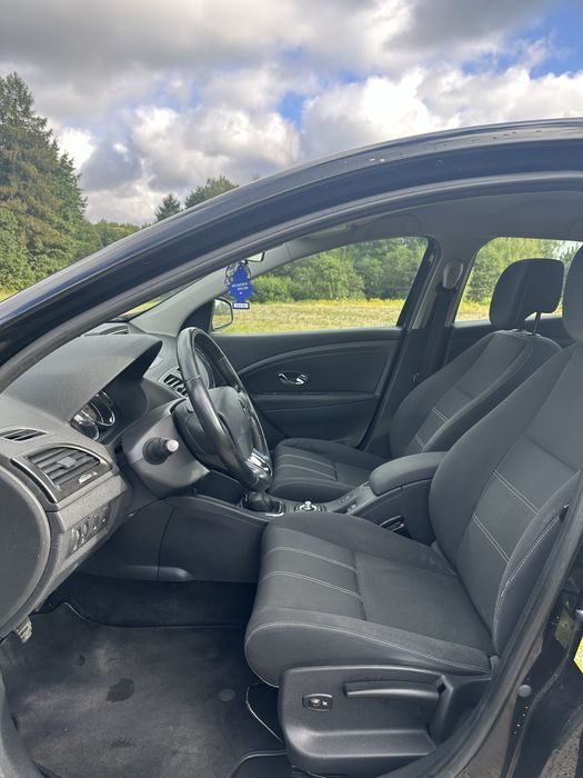 Renault Megane lift 1.2 benzyna niski przebieg
